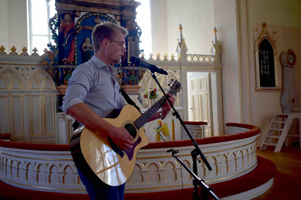 Dop Veddige kyrka